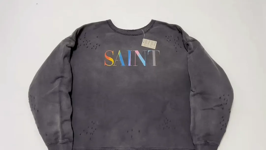 SAINT Mxxxxxx CREW NECK SWT SHIRTS 'RAINBOW SNT'/BLK Rainbow SAINT destruction sweatshirt, washed black S-XL Assute dyeing, genuine whole garment sprayed with horsetail fading process, collar/cuffs frayed in many places, front and rear panels/sleeves super complicated hanging grinding, heavy washing and water discoloration, correct fruit mark/angel mark